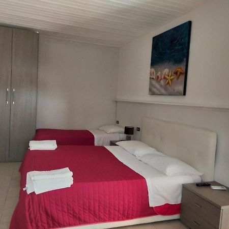 Hotel All'Antico Pozzo Barcellona-Pozzo di Gotto Bagian luar foto