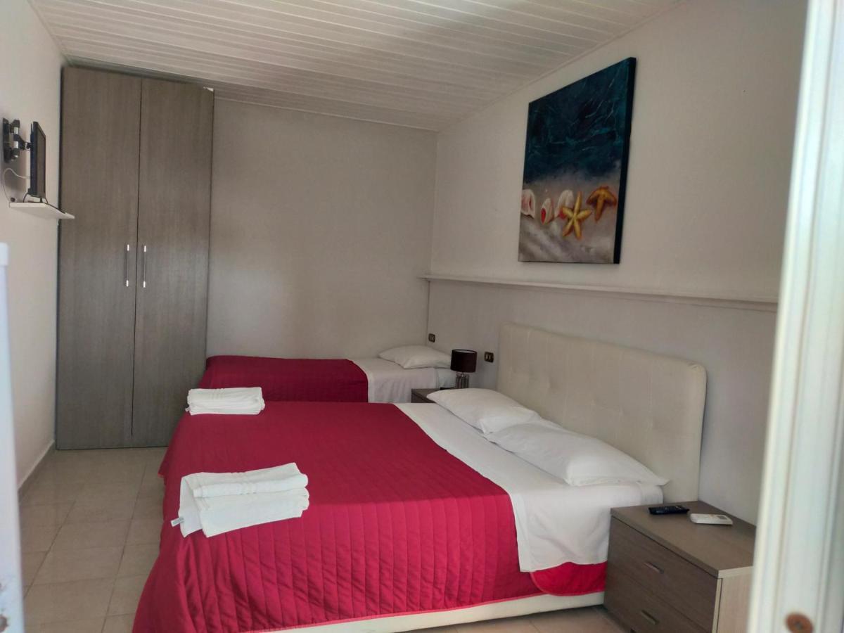 Hotel All'Antico Pozzo Barcellona-Pozzo di Gotto Bagian luar foto