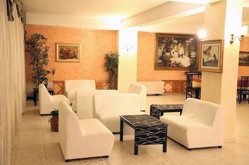 Hotel All'Antico Pozzo Barcellona-Pozzo di Gotto Bagian luar foto